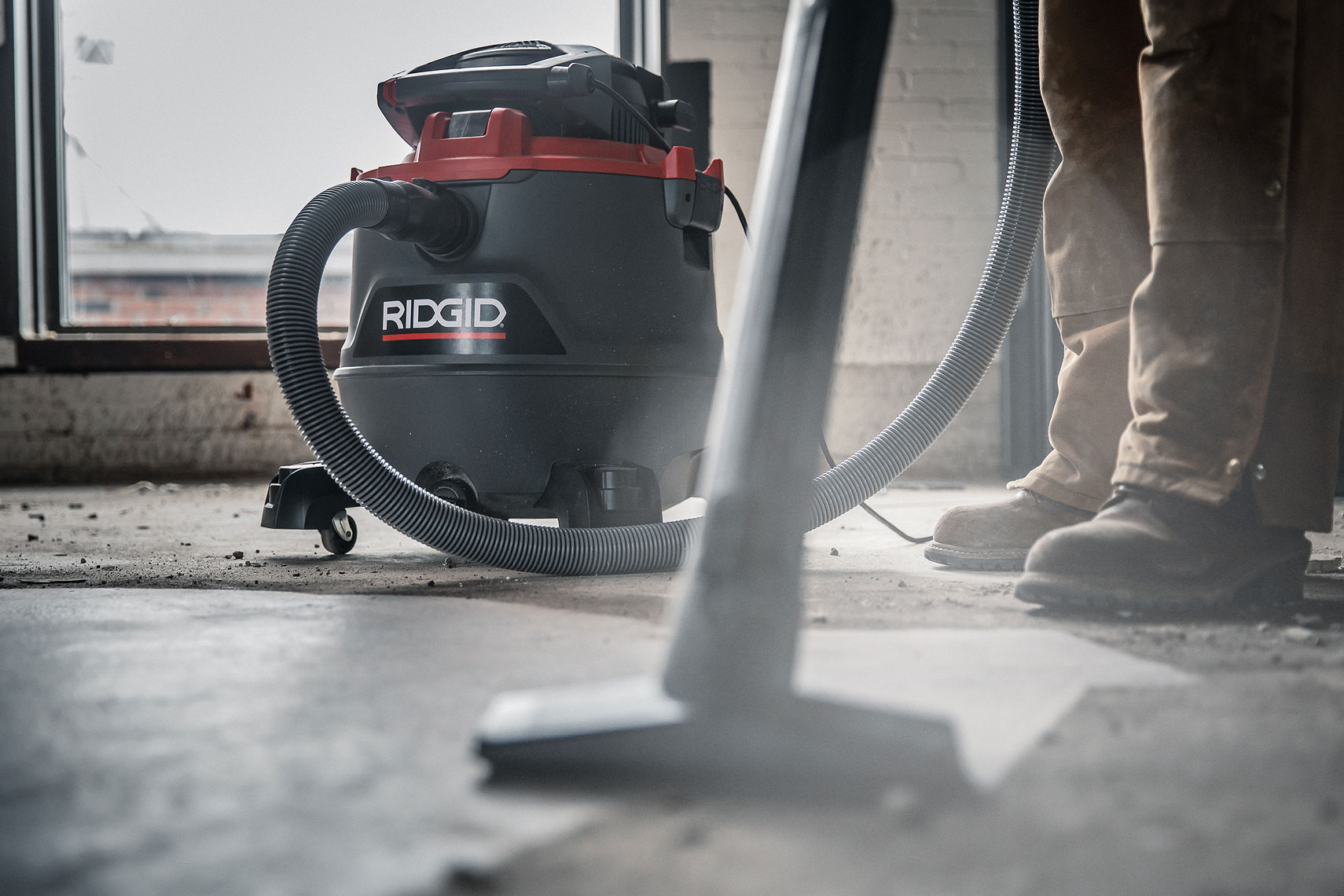 RIDGID RED RT1200 Wet/Dry Vacuum | John Fedele Product Photography